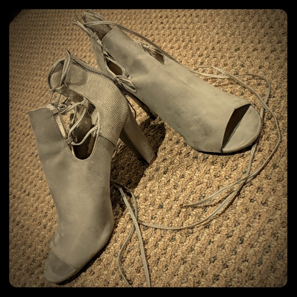 Open-toed Bootie